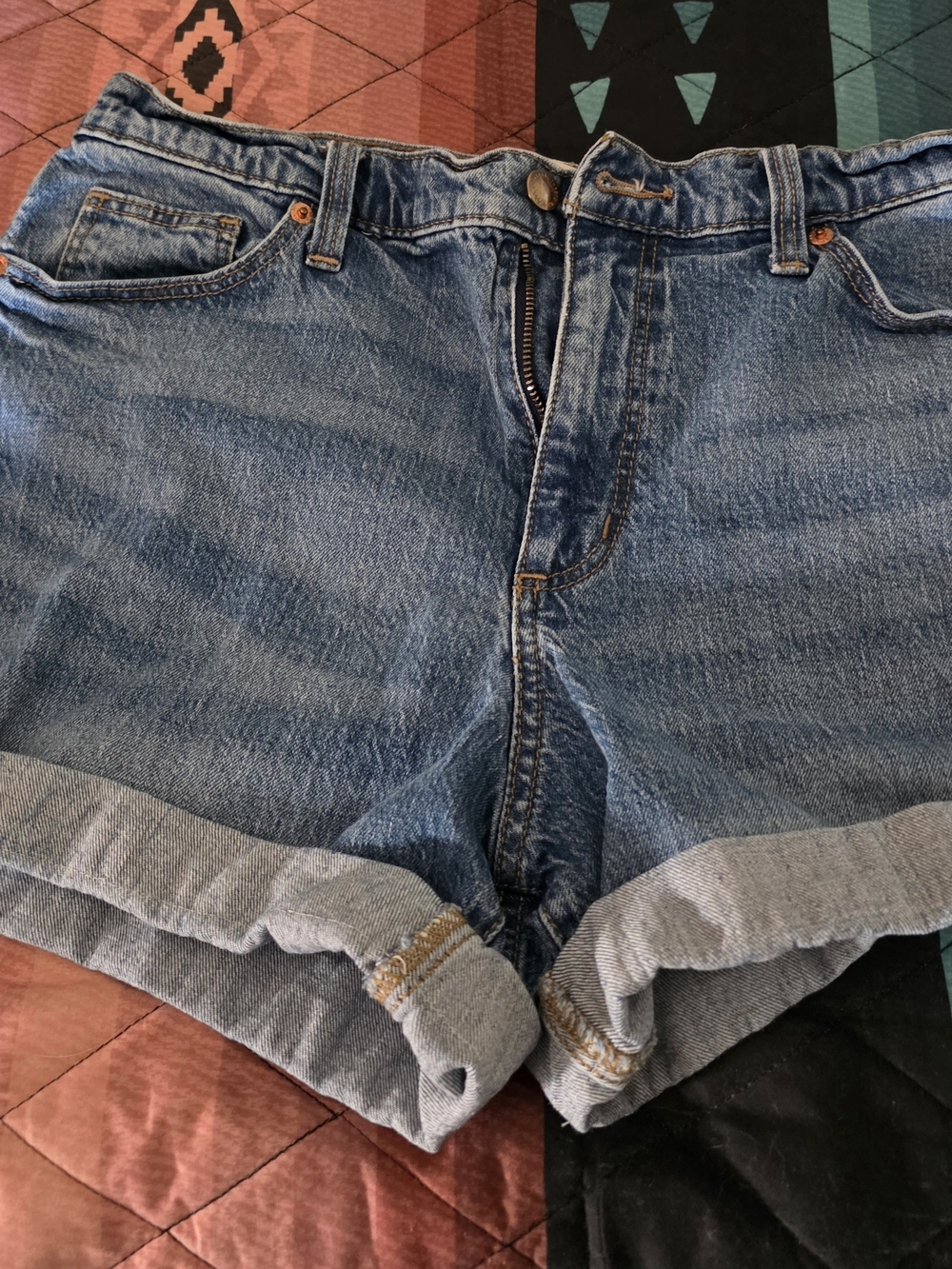 Universal Thread Classic Light Blue Rolled-Hem Jean Shorts